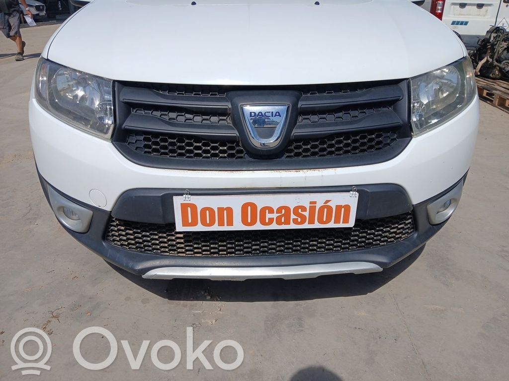 Dacia Sandero II Etupuskuri 