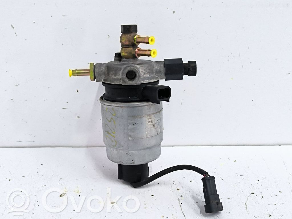 Hyundai Matrix Soporte de montaje del depósito de combustible
