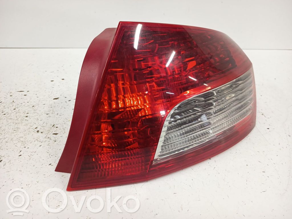 Peugeot 407 Lampa tylna 