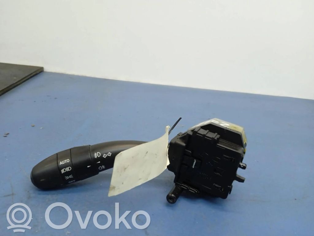 Interruptor de luz   934101H400