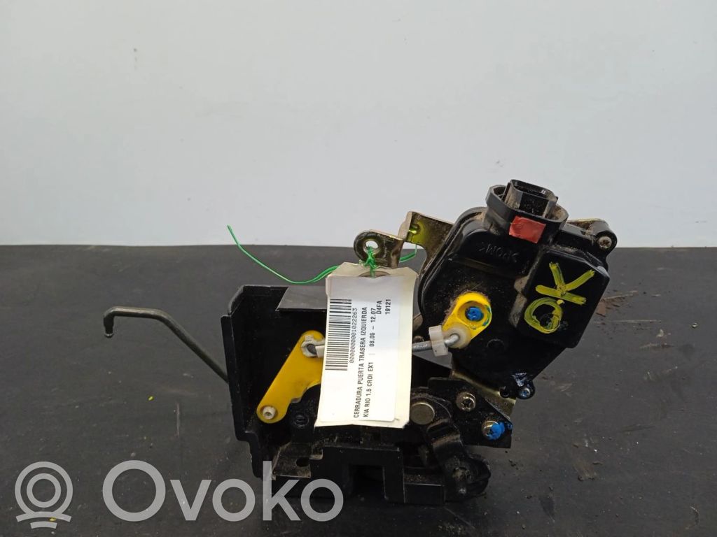 Cerradura de puerta trasera   D4FA,D4FA