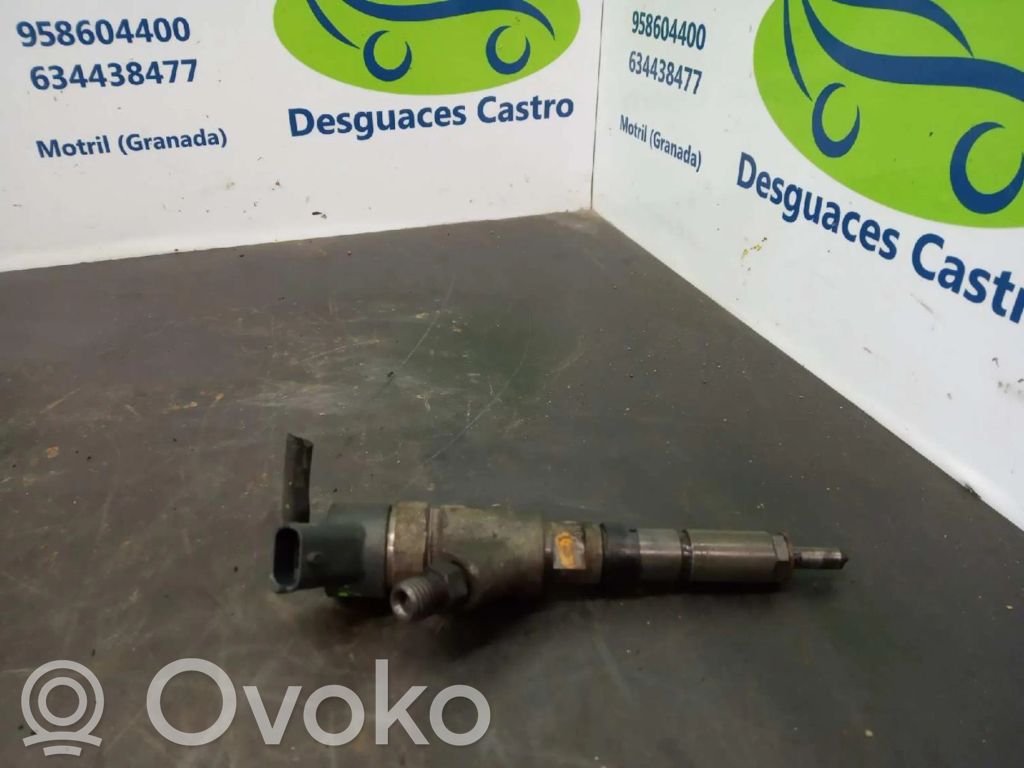 Inyector de combustible   0445110076