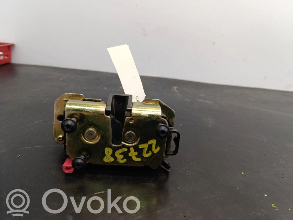 Tailgate/trunk/boot lock/catch/latch