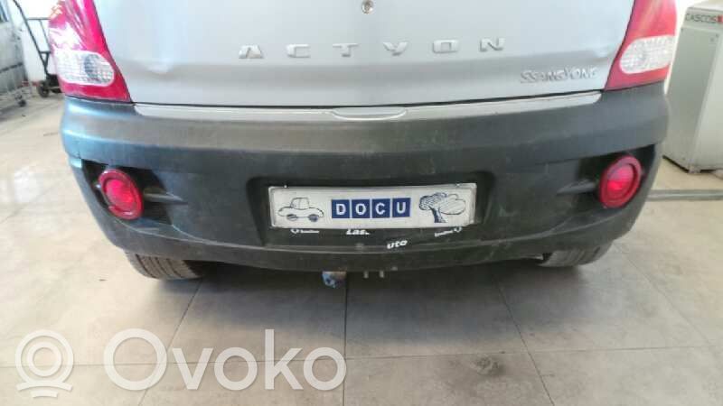 SsangYong Actyon Parachoques 