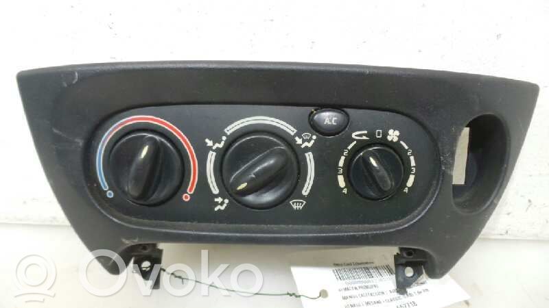 Renault Megane I Air conditioner control unit module 