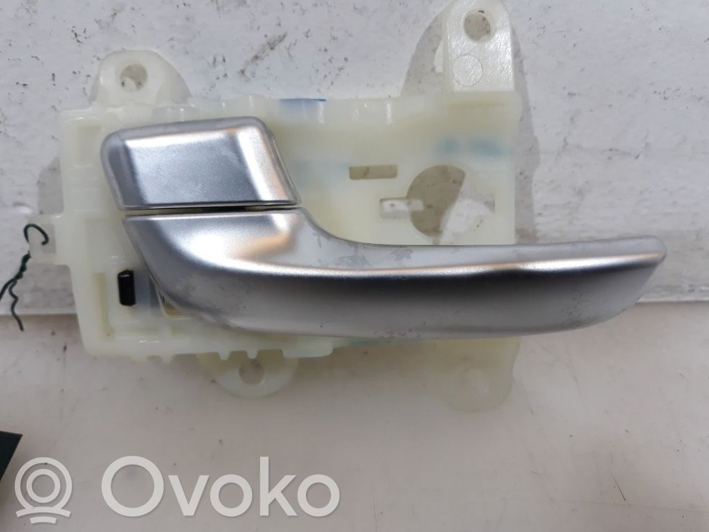 Manecilla interna puerta trasera   82610G5010,82613G5000