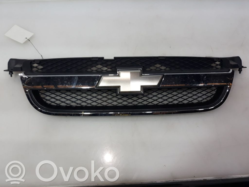 Chevrolet Aveo Grilă față 