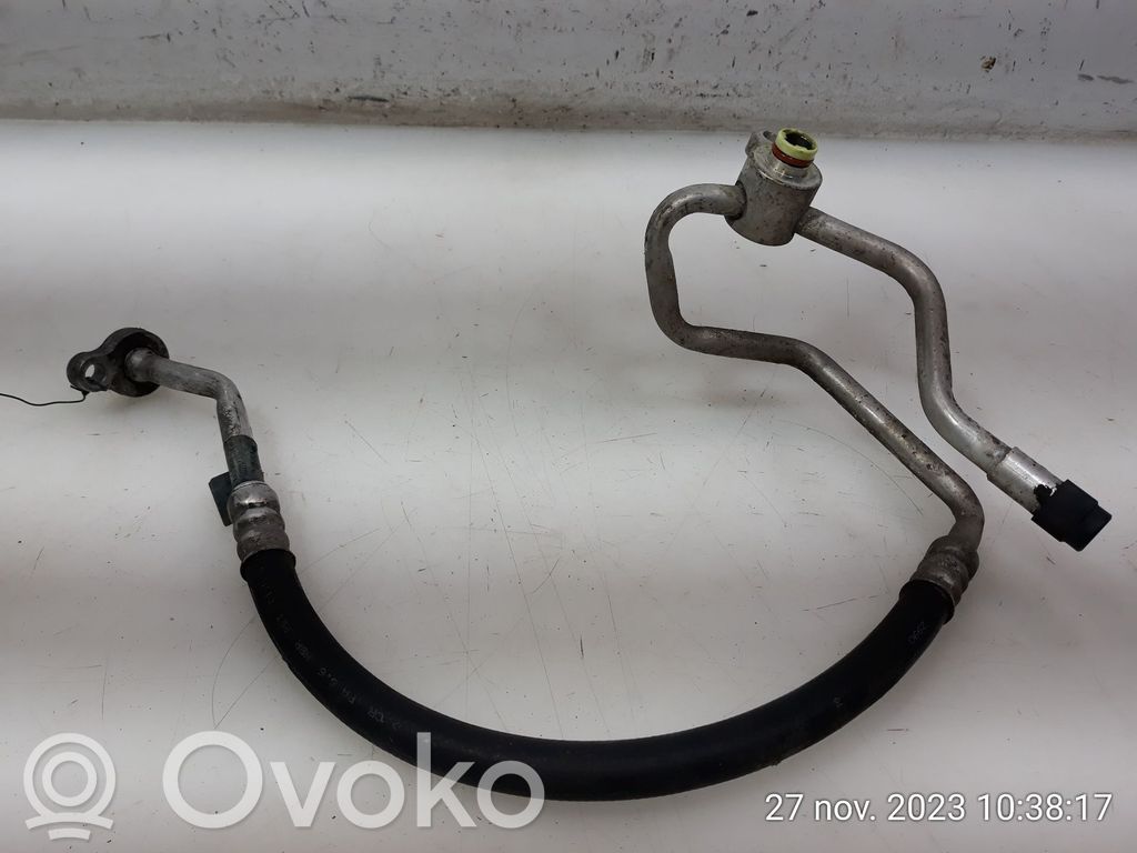 Ilmastointilaitteen putki (A/C)   1682030,1682030