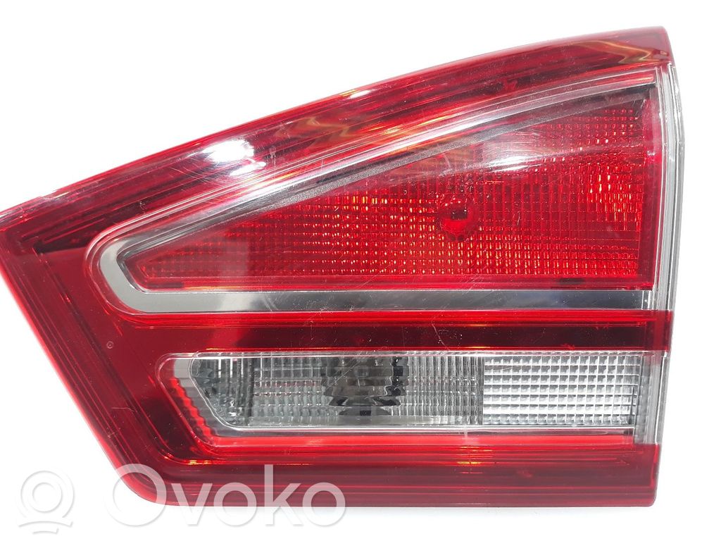 Tailgate rear/tail lights   1806323,AV1113A602AG