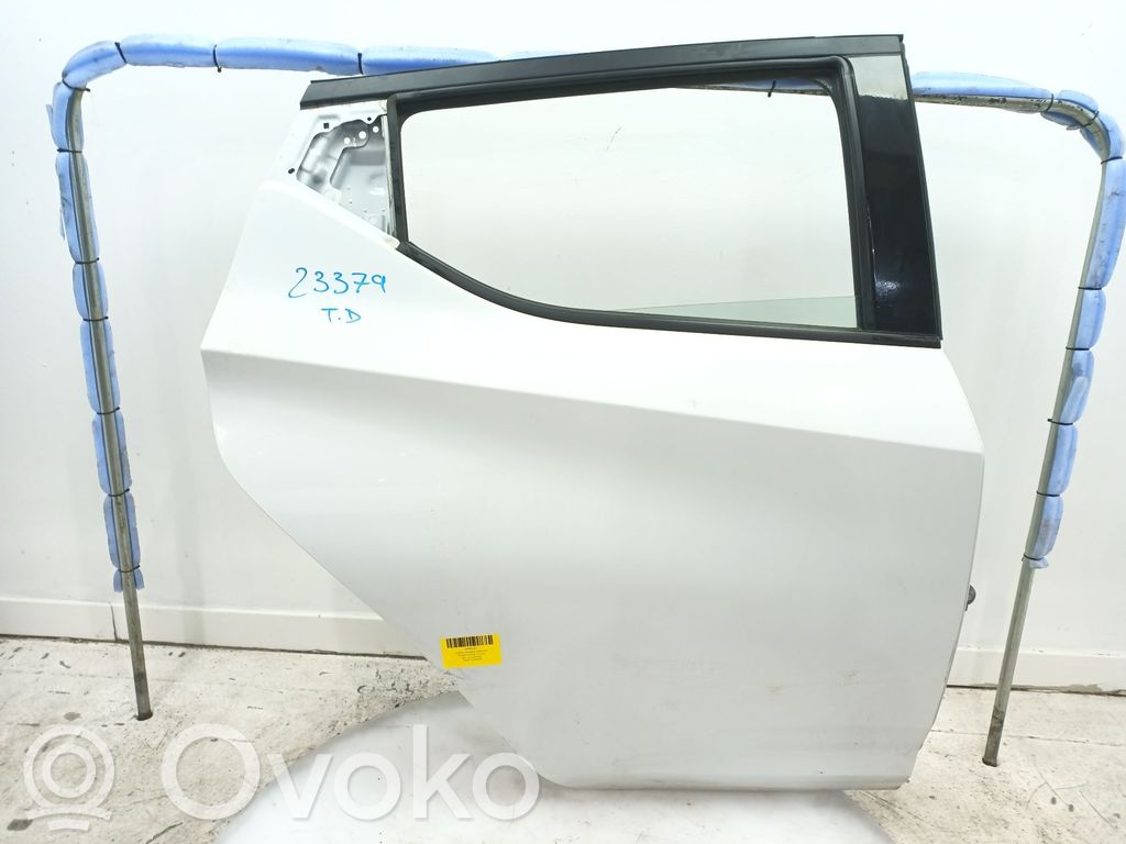Nissan Micra C+C Puerta trasera 