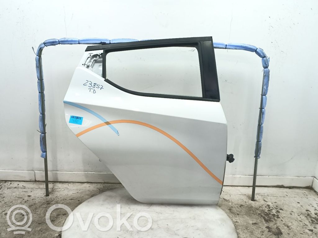 Nissan Micra C+C Puerta trasera 