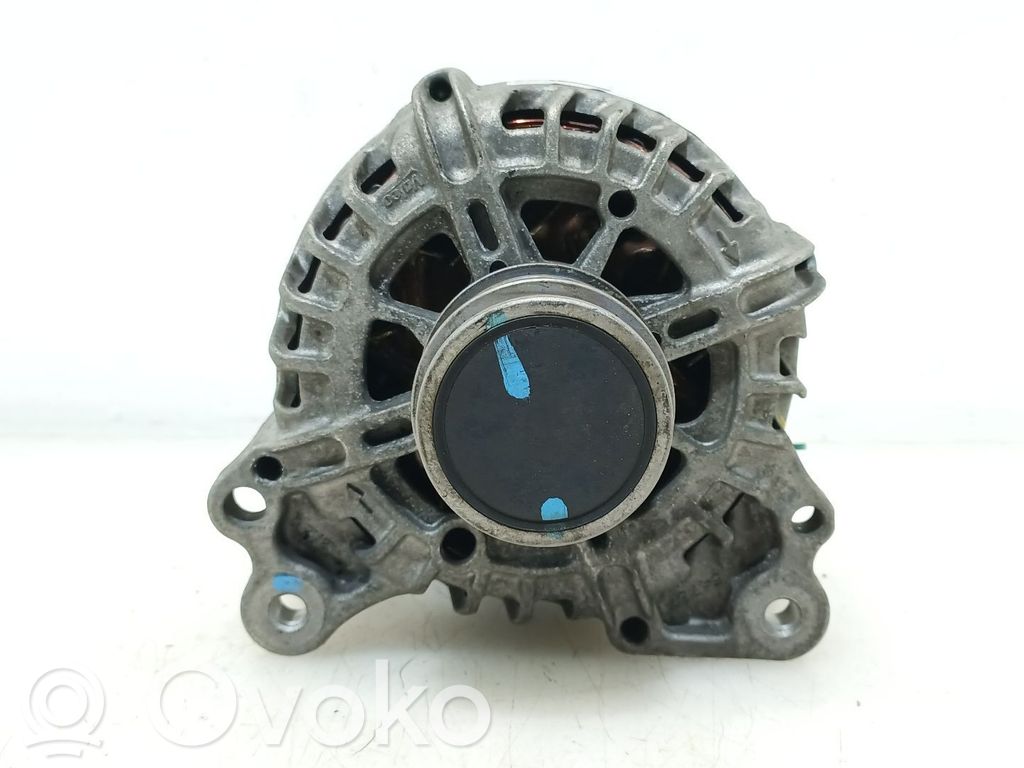 Alternador   04E903015GX,TG12C362