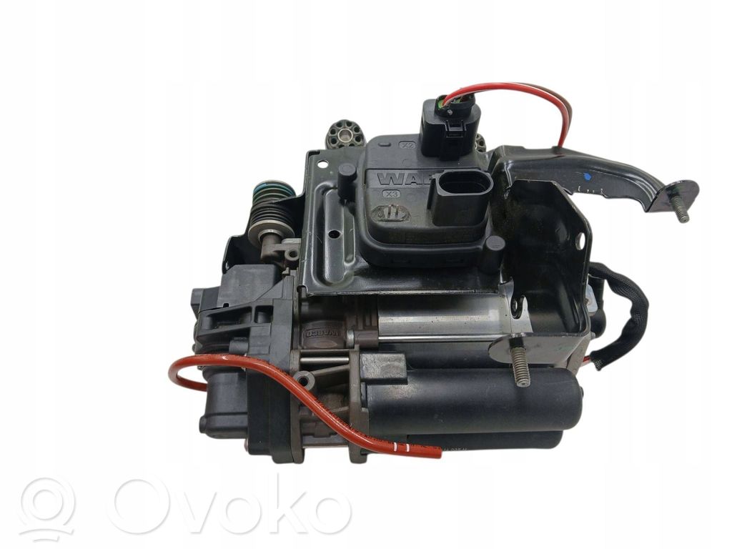 Audi Q7 4M Compressore/pompa sospensioni pneumatiche 