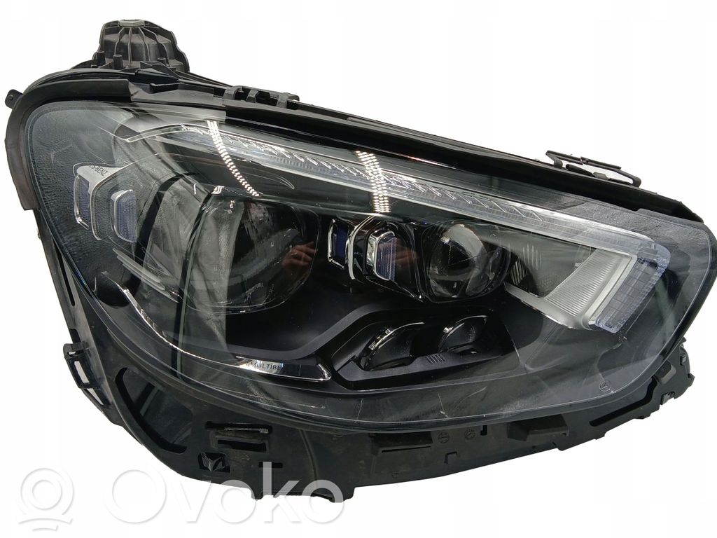 Mercedes-Benz E W213 Lampa przednia 