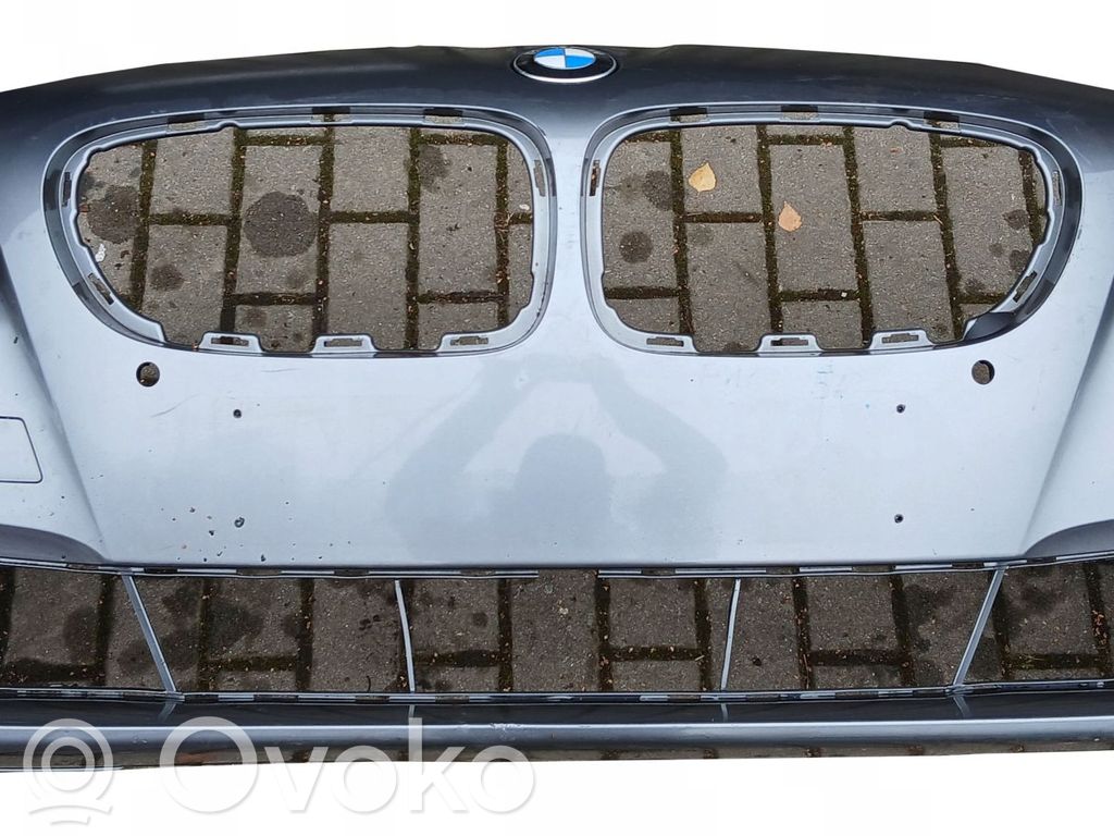 BMW 5 F10 F11 Zderzak przedni 