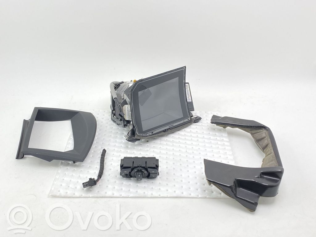 Head-up ekranas/ displėjus   9190871,62309126345,62309190871,6935769,6937517,6940707,6941711,6949088,6955733,6963884,6980895,9115961,9126345,9140311,9152955,9154603,9159641,9190871