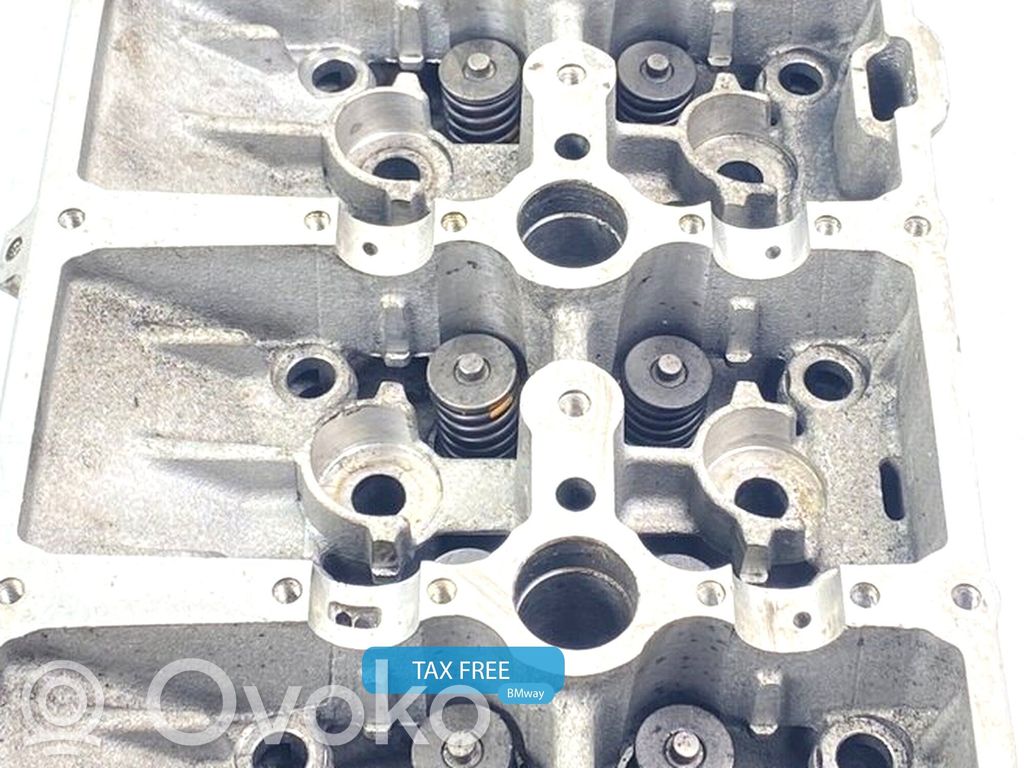 Culata del motor   2248215,2248215,11122248215,2248217,ZYL
