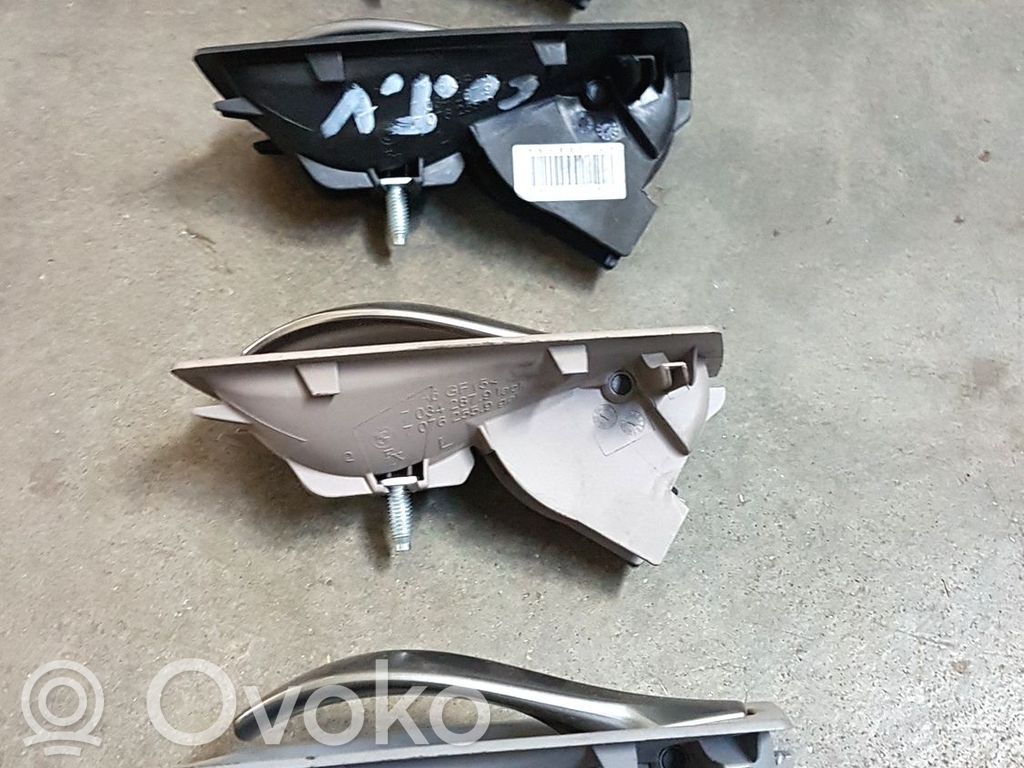 BMW 5 E60 E61 Klamka wewnętrzna drzwi przednich 