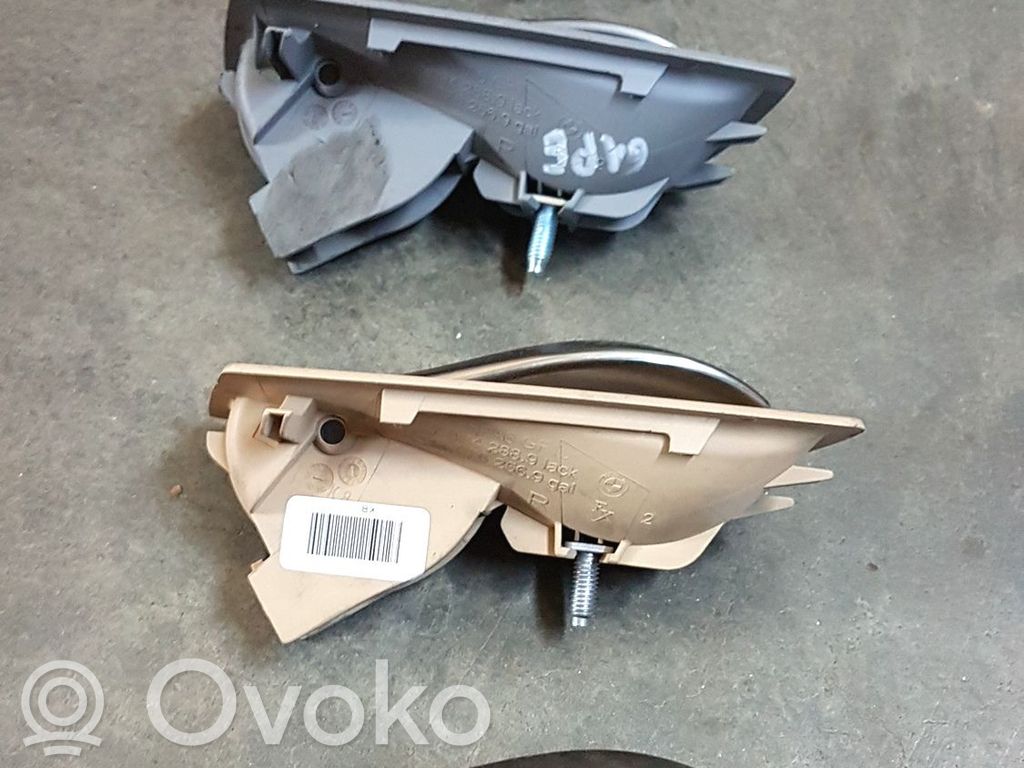 BMW 5 E60 E61 Priekinė atidarymo rankenėlė vidinė 