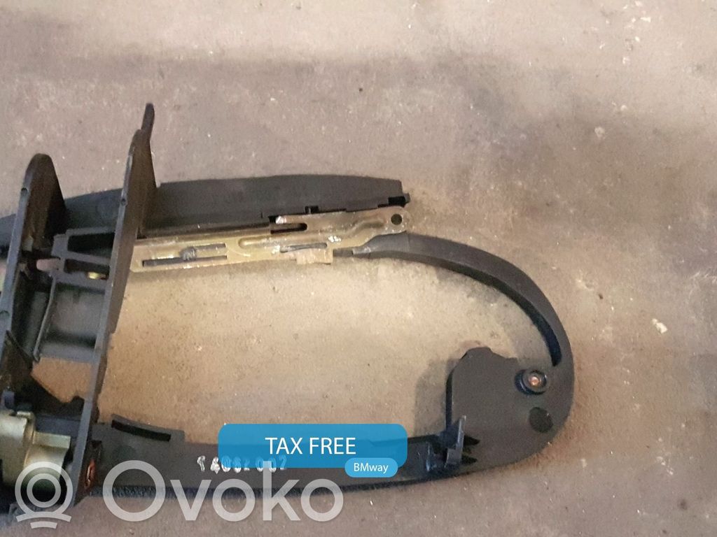 BMW 7 E65 E66 Takaoven ulkokahvan kehys 