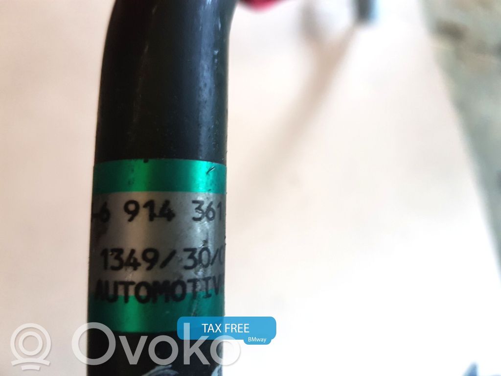 BMW 3 E46 Ilmastointilaitteen putki (A/C) 