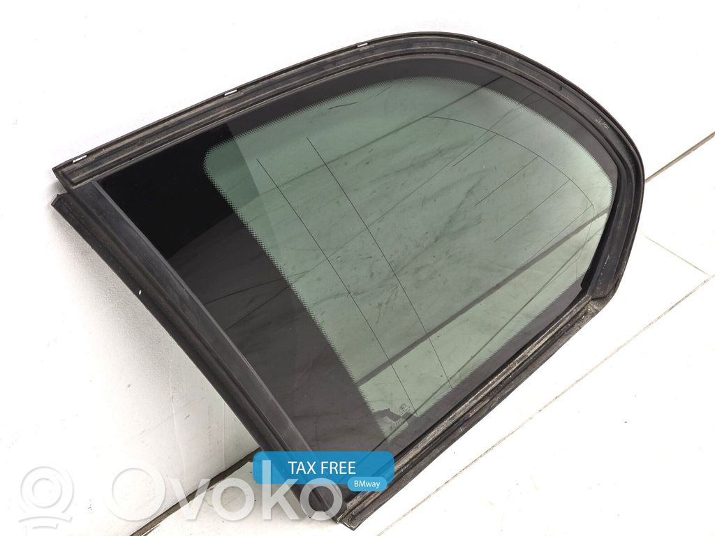 Vidrio lateral trasero   8402619,51368402619