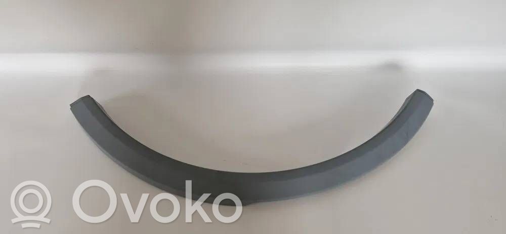 Ford Kuga I Moldingas ant galinio sparno 