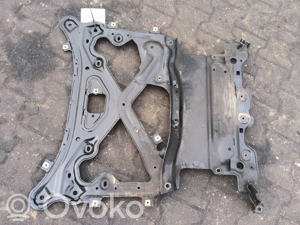Engine splash shield/under tray   4M1399345C