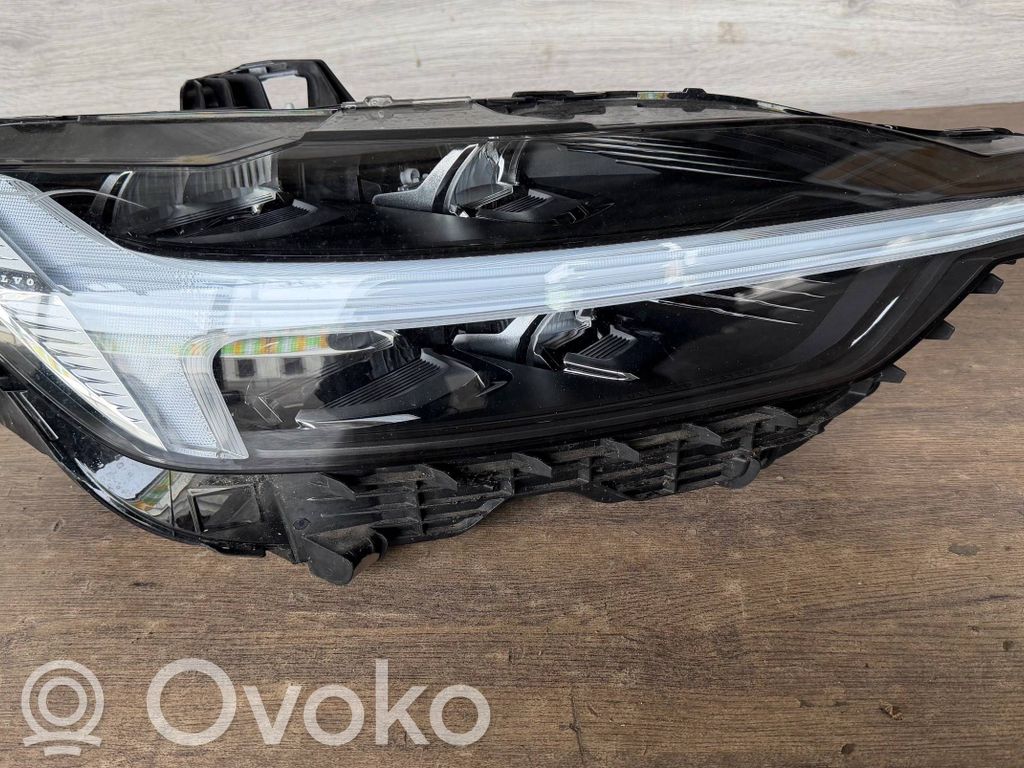 Volvo XC60 Phare frontale 