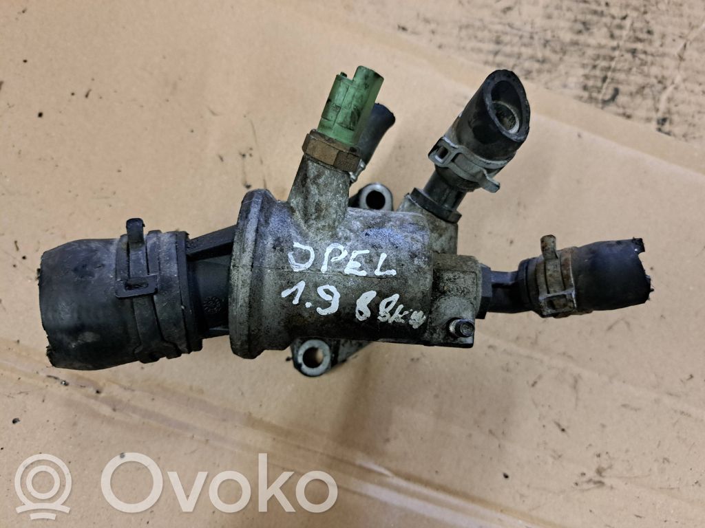 Opel Vectra C Termostato 
