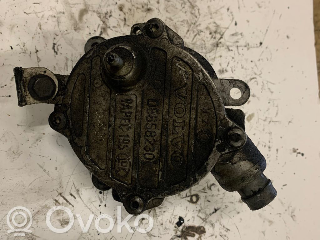 Volvo V70 Bomba de vacío 