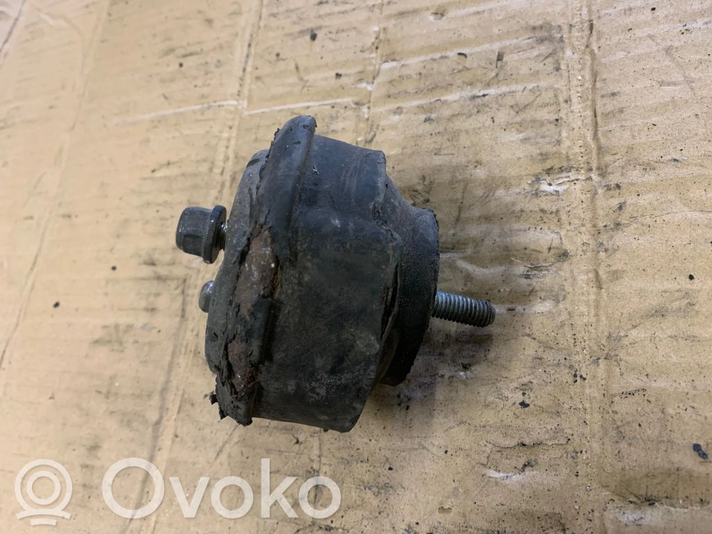 BMW 3 E46 Engine mount bracket 