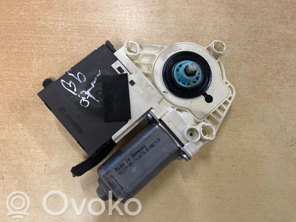 Volkswagen PASSAT B6 Silnik regulatora szyby drzwi przednich 