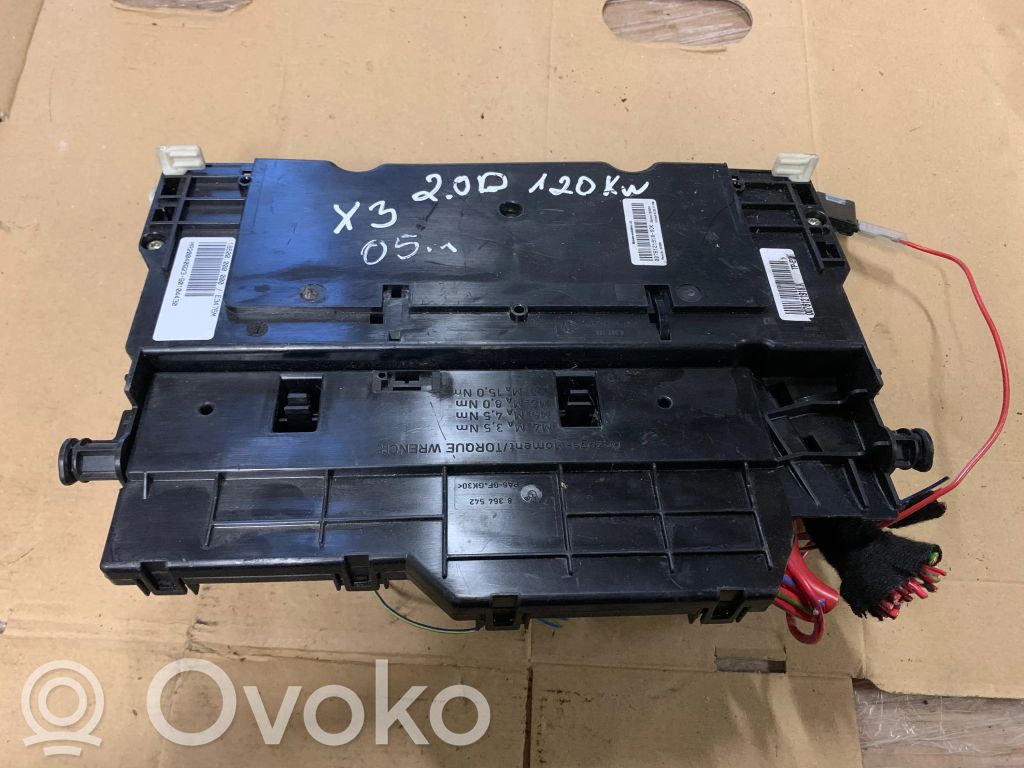 BMW X3 E83 Fuse box set 