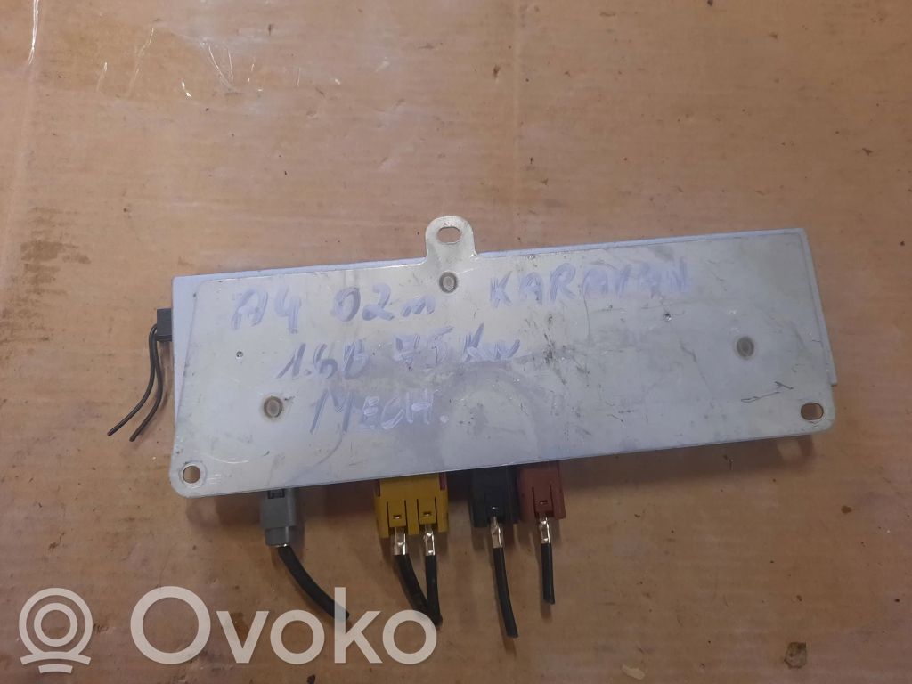 Audi A4 S4 B6 8E 8H Module unité de contrôle d'antenne 