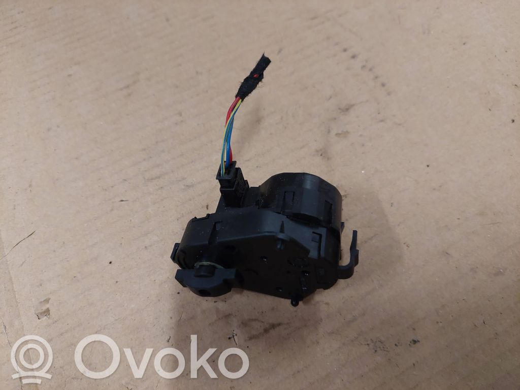BMW 5 E60 E61 Stellmotor Heizung Klima 