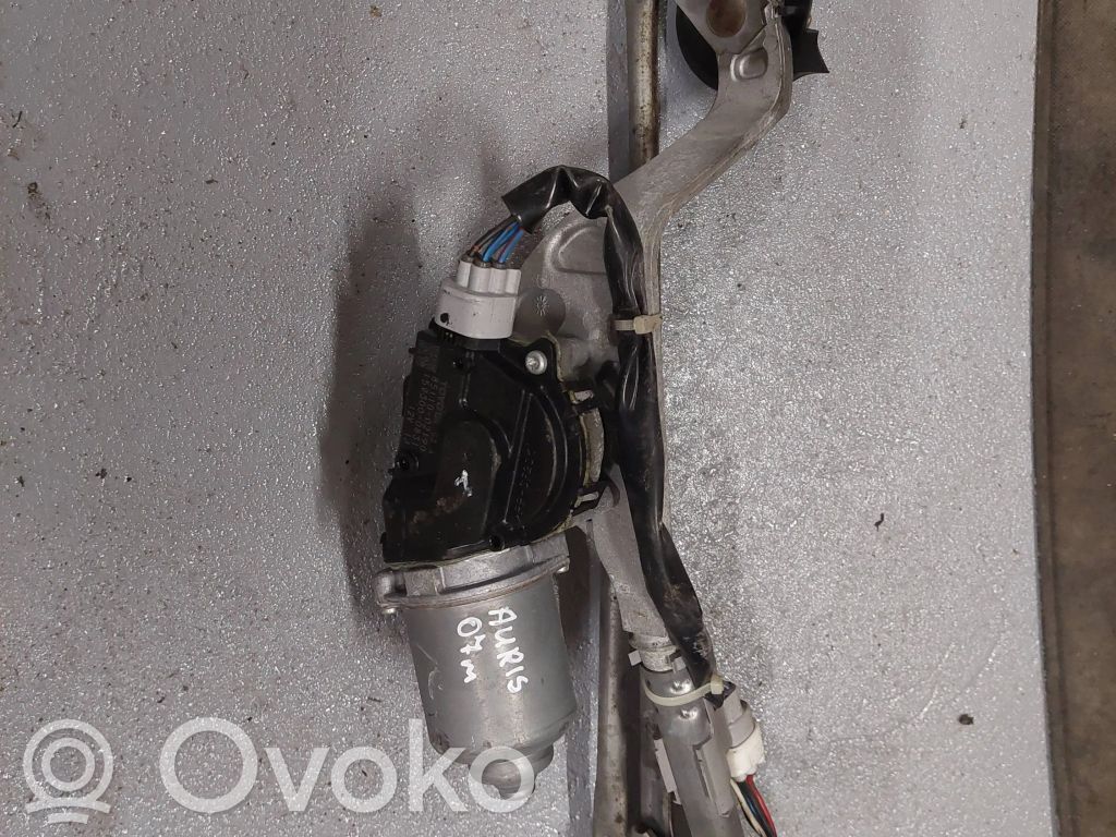 Toyota Auris 150 Mechanizm i silniczek wycieraczek szyby przedniej / czołowej 