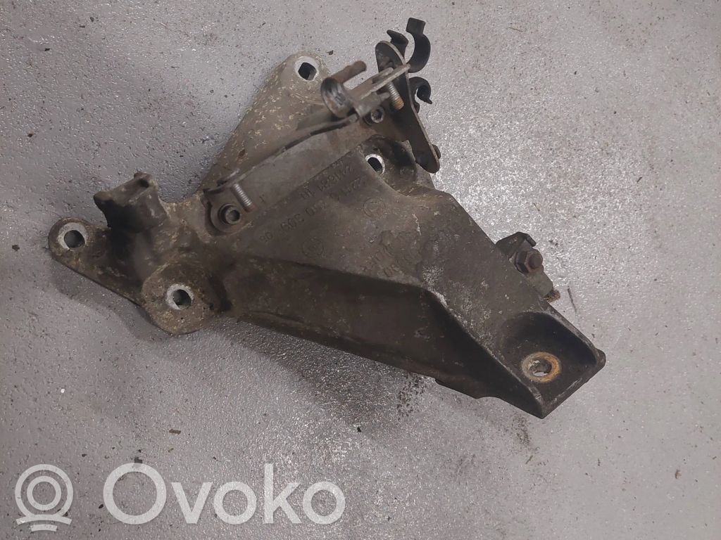 BMW 3 E90 E91 Halterung Lager Motor 