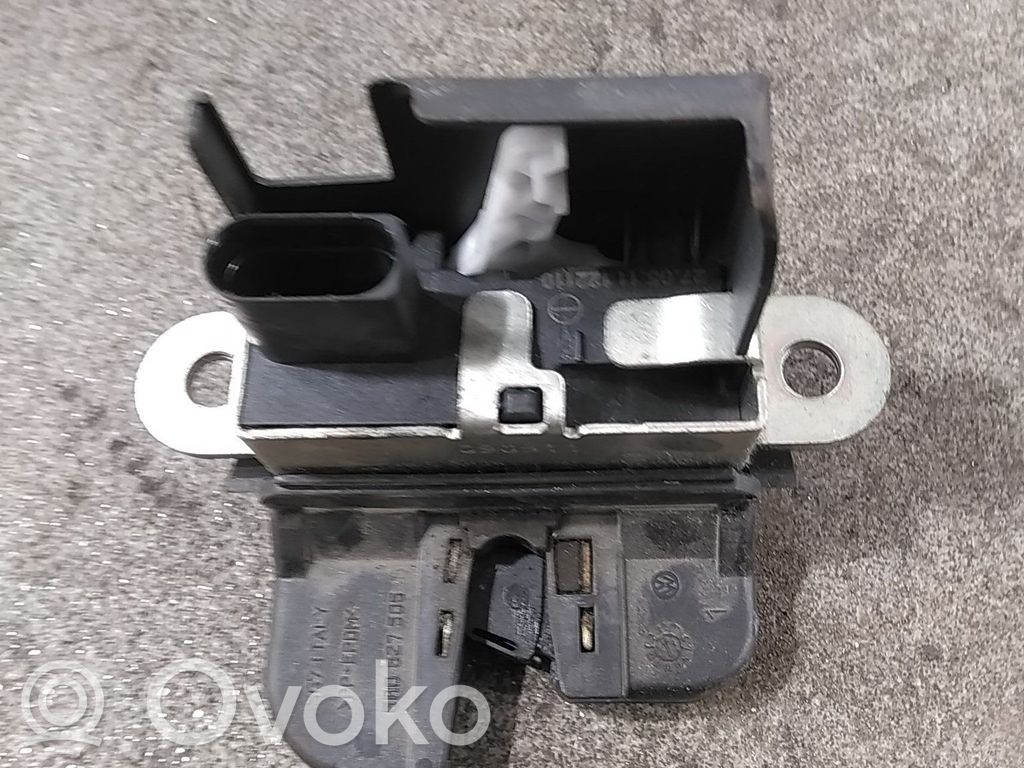 Volkswagen Polo V 6R Motor de bloqueo de puertas 