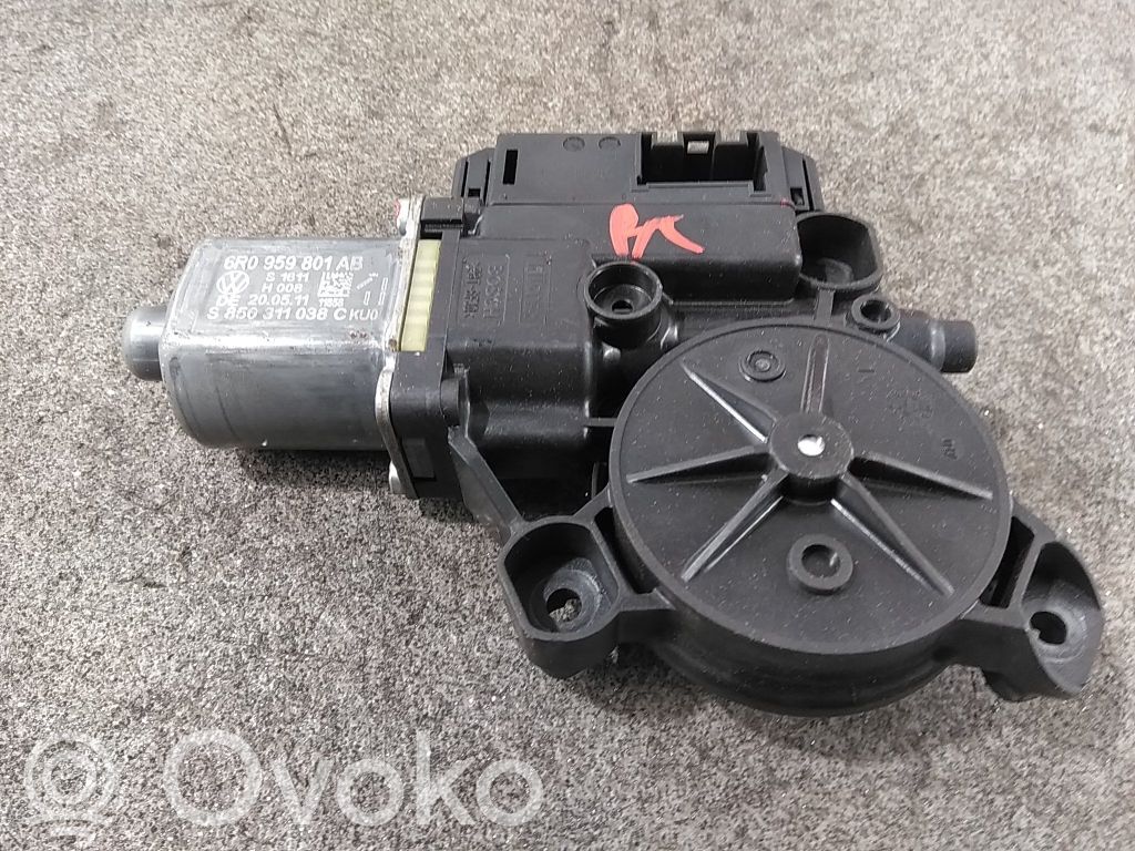 Volkswagen Polo V 6R Silnik regulatora szyby drzwi przednich 