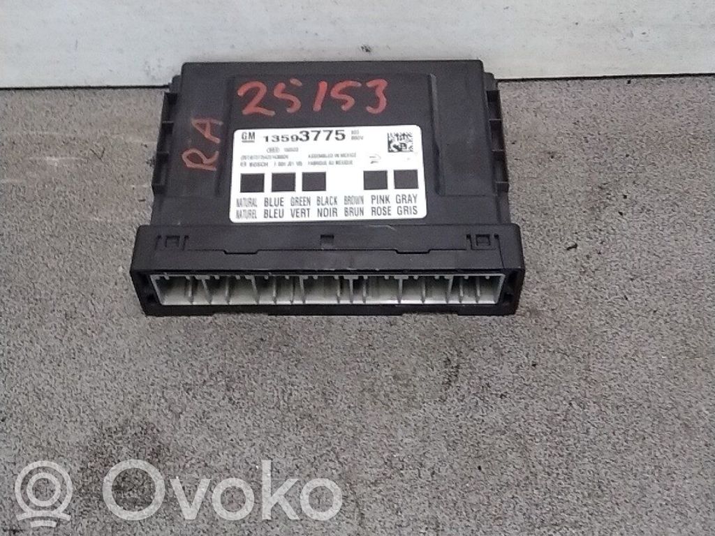 Opel Insignia A Comfort/convenience module 