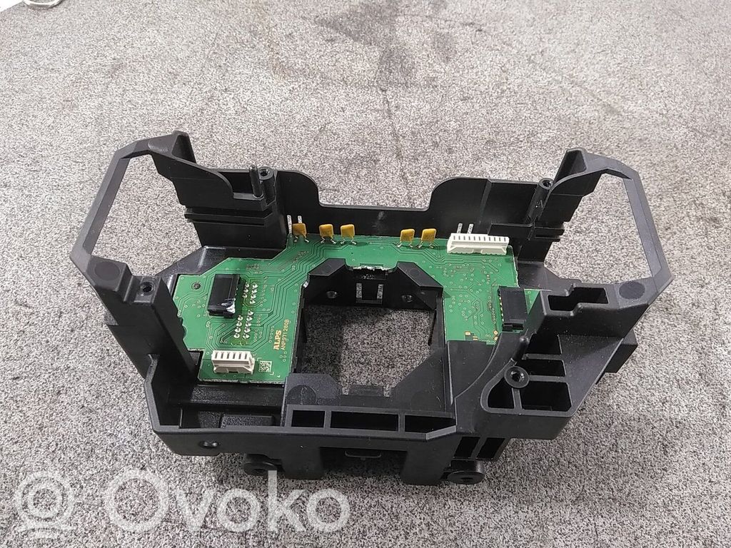 Jaguar XE Wiper turn signal indicator stalk/switch 