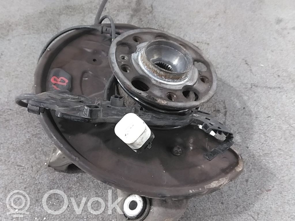 Mercedes-Benz C W205 Fuso a snodo con mozzo ruota posteriore