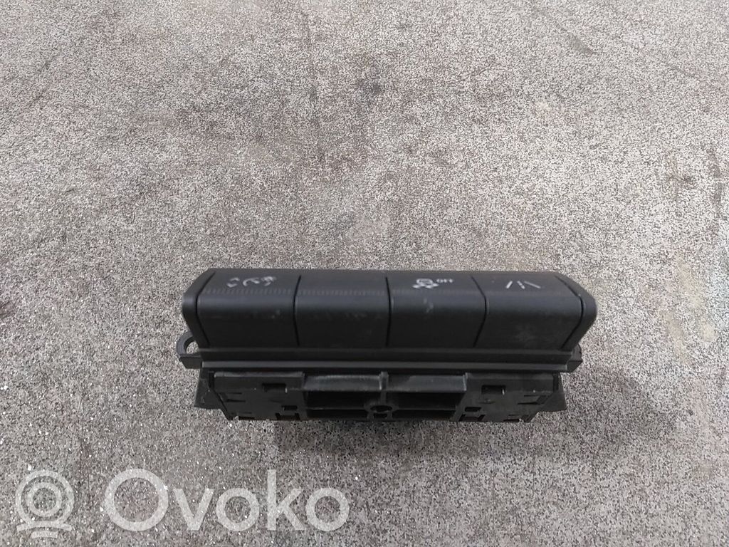 Renault Megane E-Tech Muut kytkimet/nupit/vaihtimet 