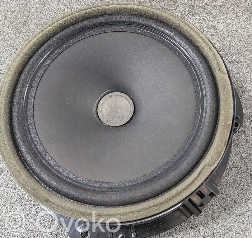 Jaguar XE Etuoven kaiutin 
