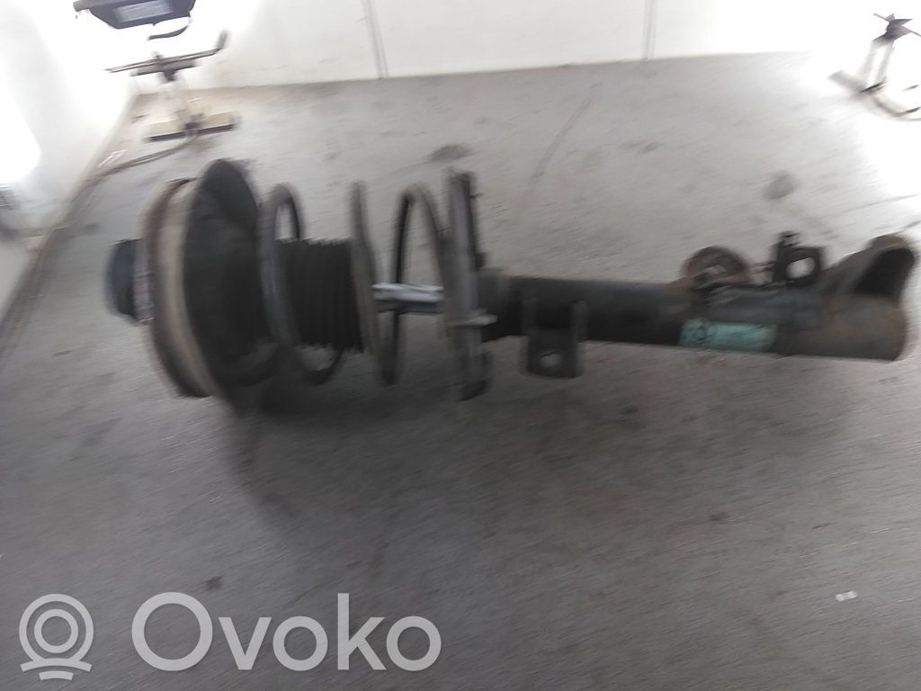 Mercedes-Benz C W203 Amortyzator osi przedniej ze sprężyną 
