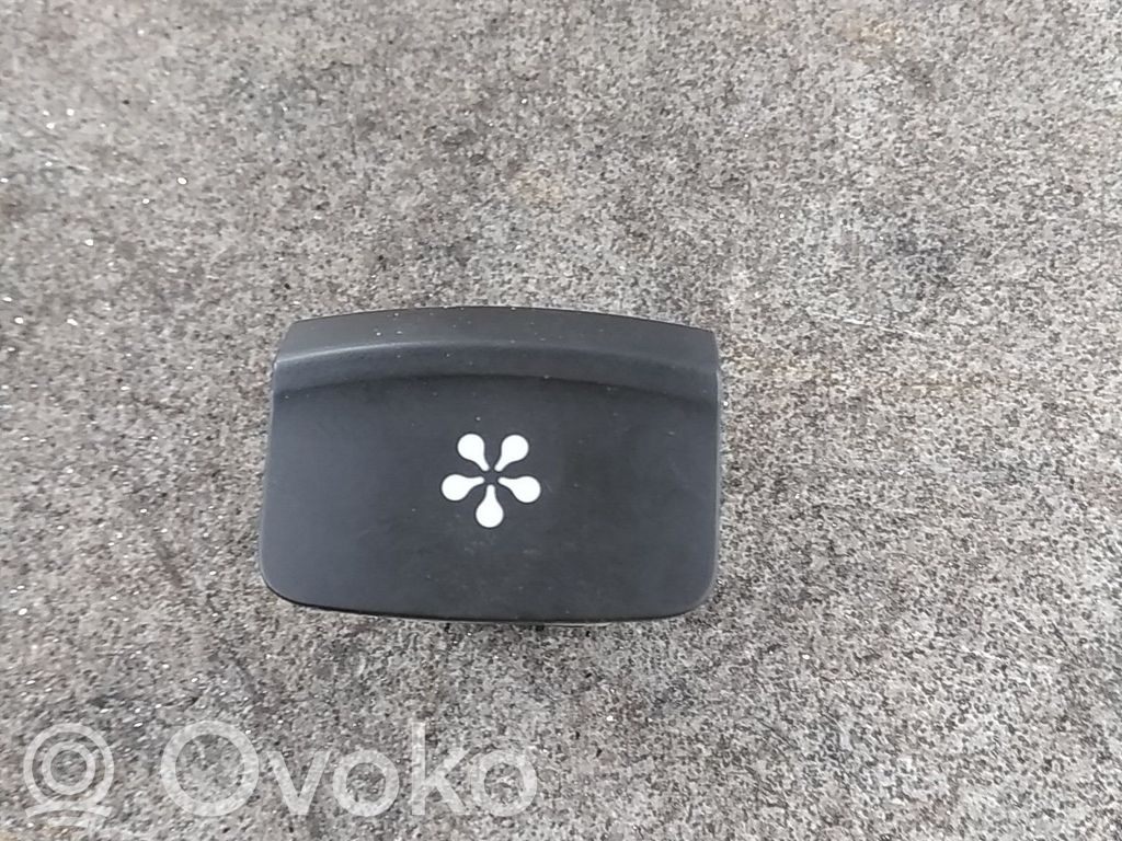 Renault Megane IV Interruptor de luz 