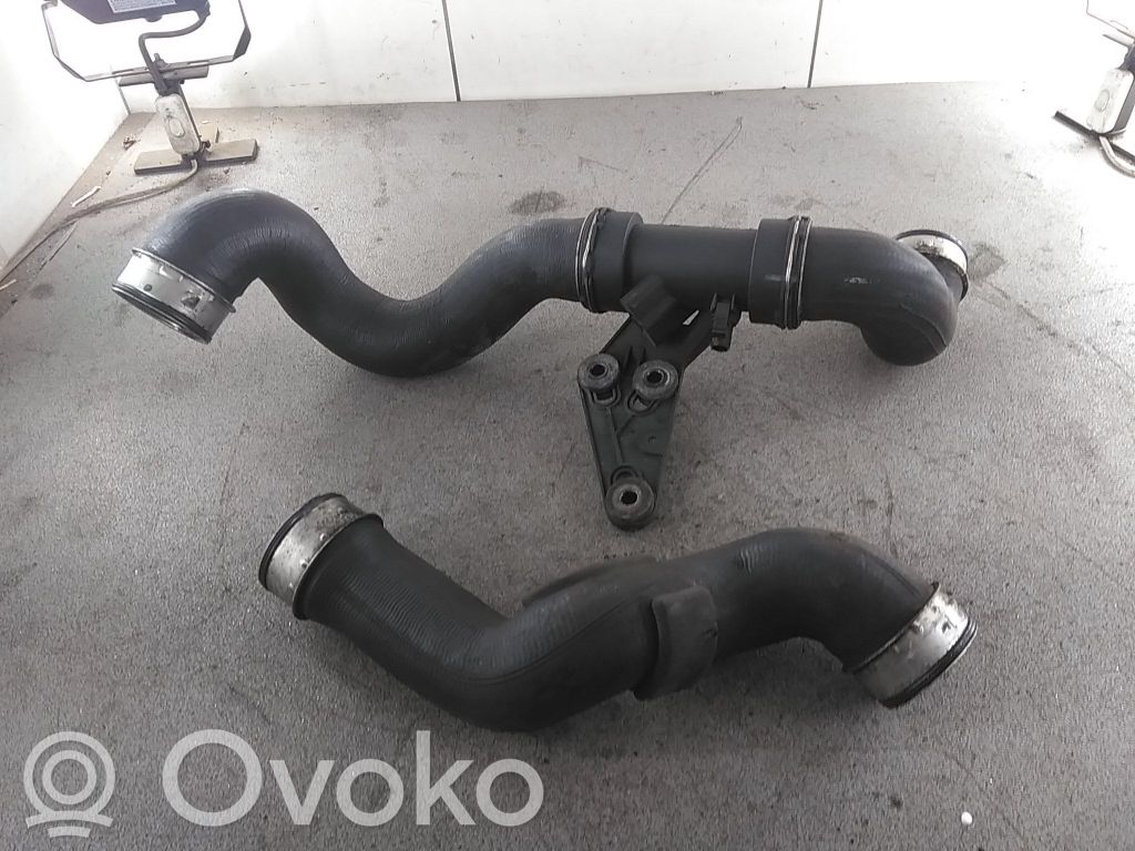 Mercedes-Benz C W203 Intercooler hose/pipe 