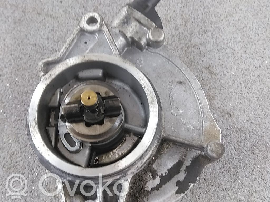 Pompe à vide   059145100J