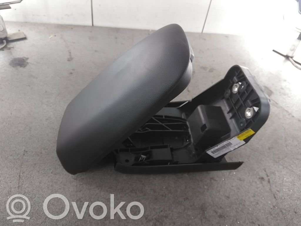 Volvo V40 Armrest 